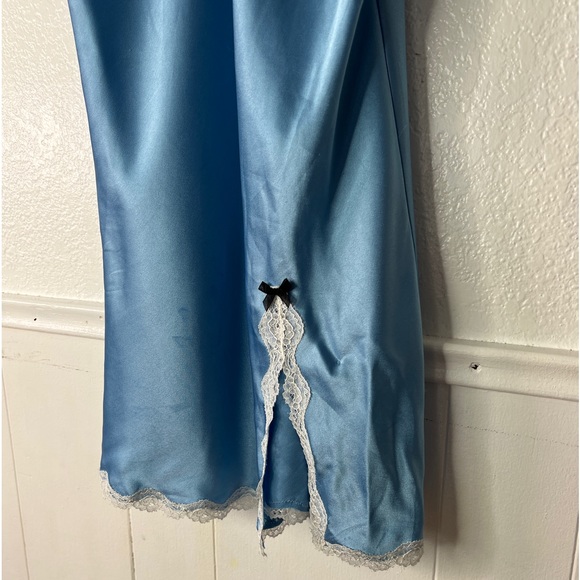Victorias Secret blue satin effect lace trim mini Y2K slip dress M - Picture 5 of 7